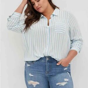 Torrid women's shirt